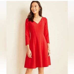 Ann Taylor Petite Double weaved seamed Red V-Neck Dress fit & flare dress Sz 2P